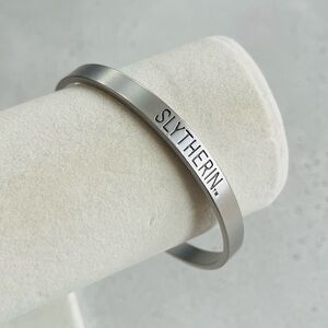 Harry Potter Slytherin WBEI Silver Tone Bangle Bracelet